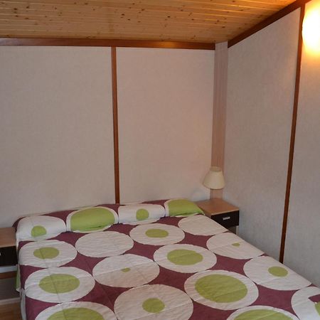Camping Fuentes Blancas Burgo Oda fotoğraf
