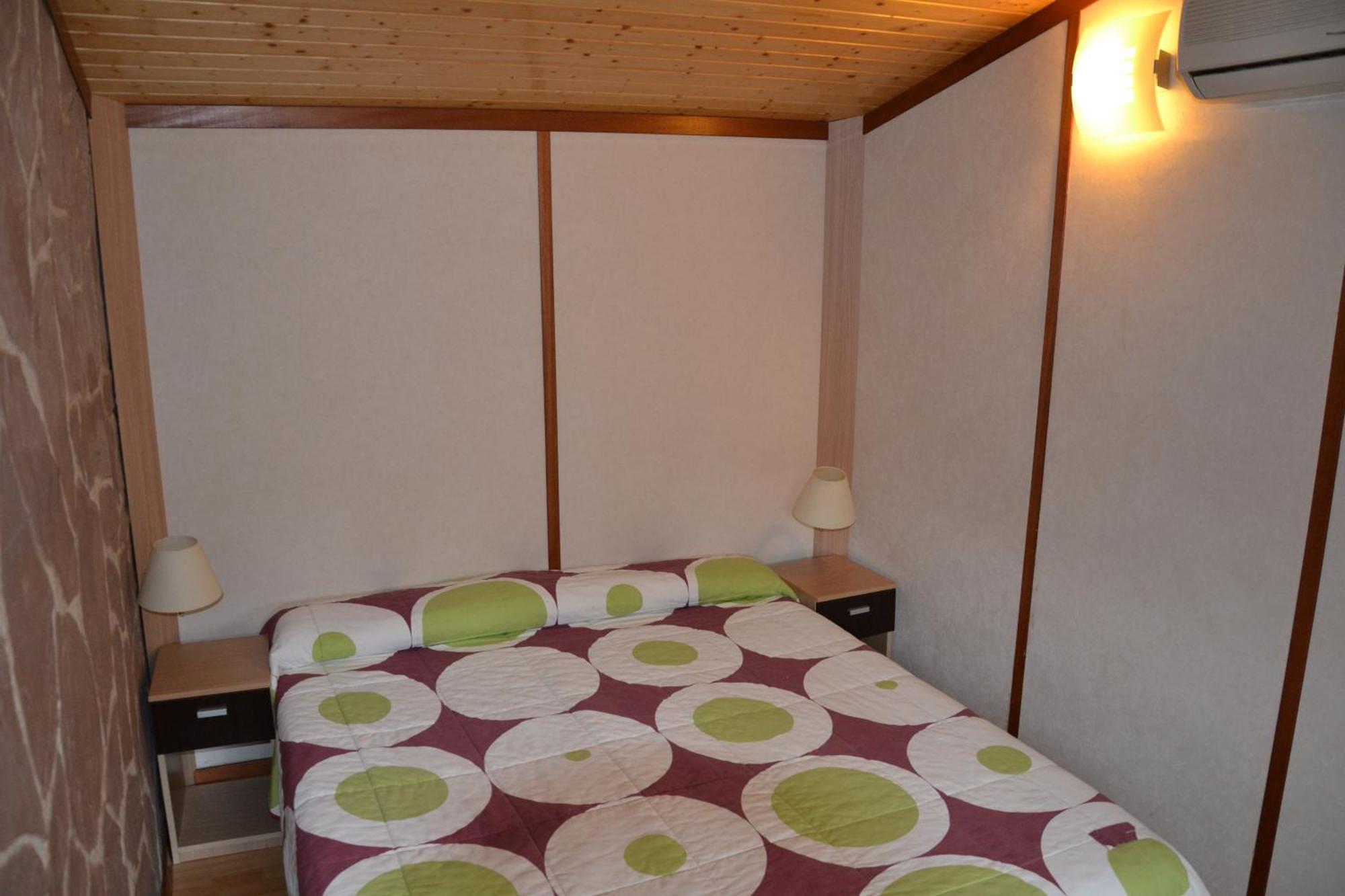 Camping Fuentes Blancas Burgo Oda fotoğraf