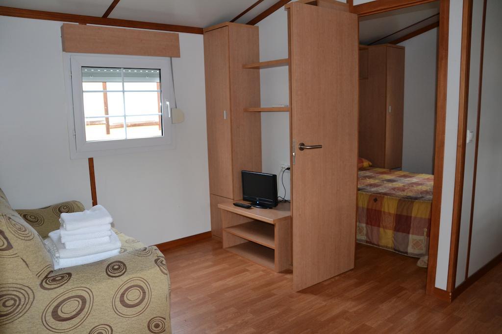 Camping Fuentes Blancas Burgo Oda fotoğraf