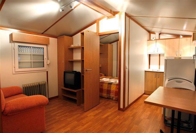 Camping Fuentes Blancas Burgo Oda fotoğraf