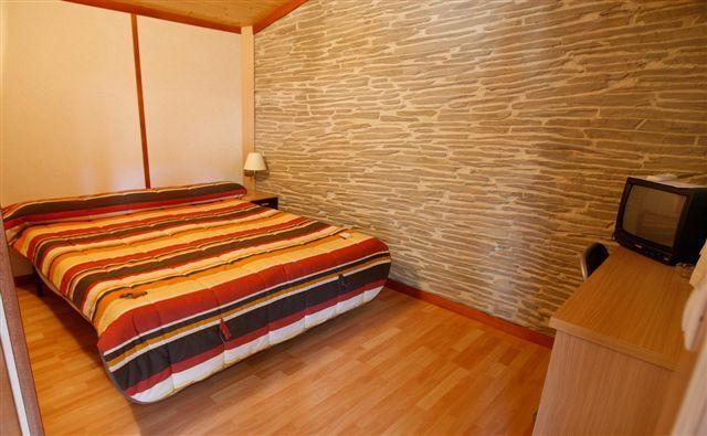 Camping Fuentes Blancas Burgo Oda fotoğraf