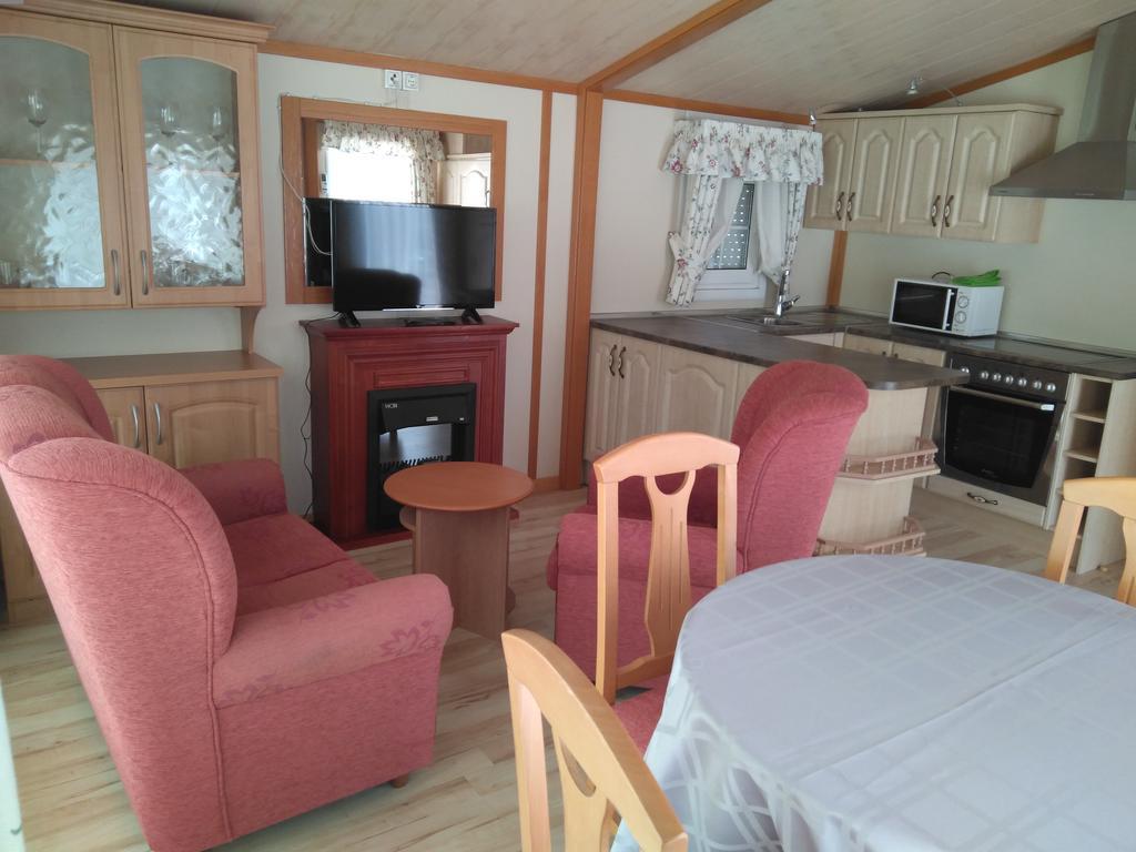Camping Fuentes Blancas Burgo Dış mekan fotoğraf